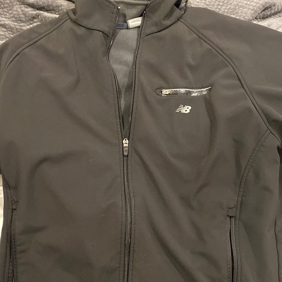 New Balance jacket size Lg - Picture 1 of 4